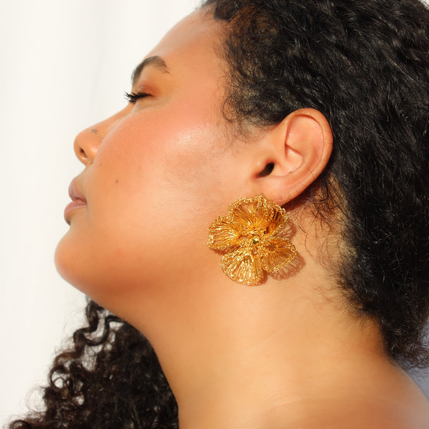 Flower handmade crochet earrings. Handmade crochet 18 karat gold filled copper wire. Lightweight Big flower gold earrings