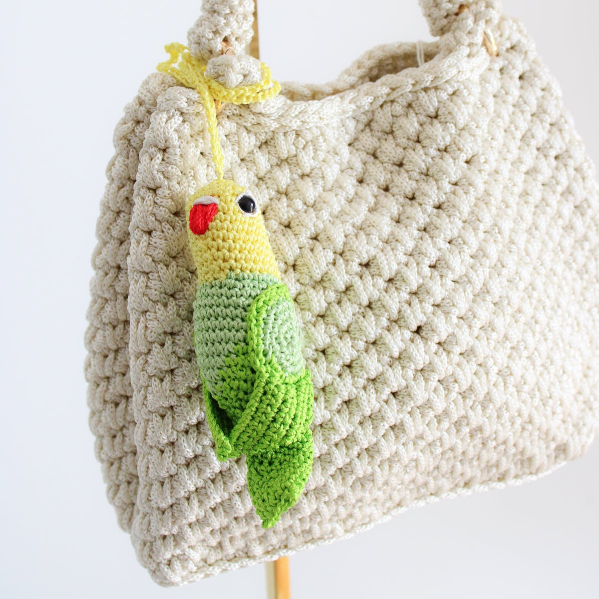 Handmade crochet green parrot bag charm. Add a pop of bright color and fun style to your purses or backpacks.
Handmade bright amigurumi bird. decoration for purse, bag or backpack. Perfect gift for friends and family. Add a pop of color and personality to your bags. Animal bag charms