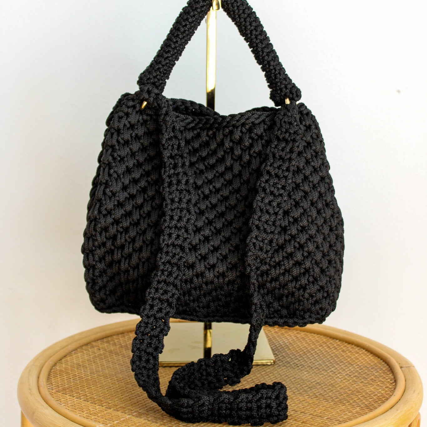 Handmade luxury crochet purse. Handmade bag for her. Black crochet textured handbag with crochet strap. crossbody or shoulder bag. Handmade purse.
