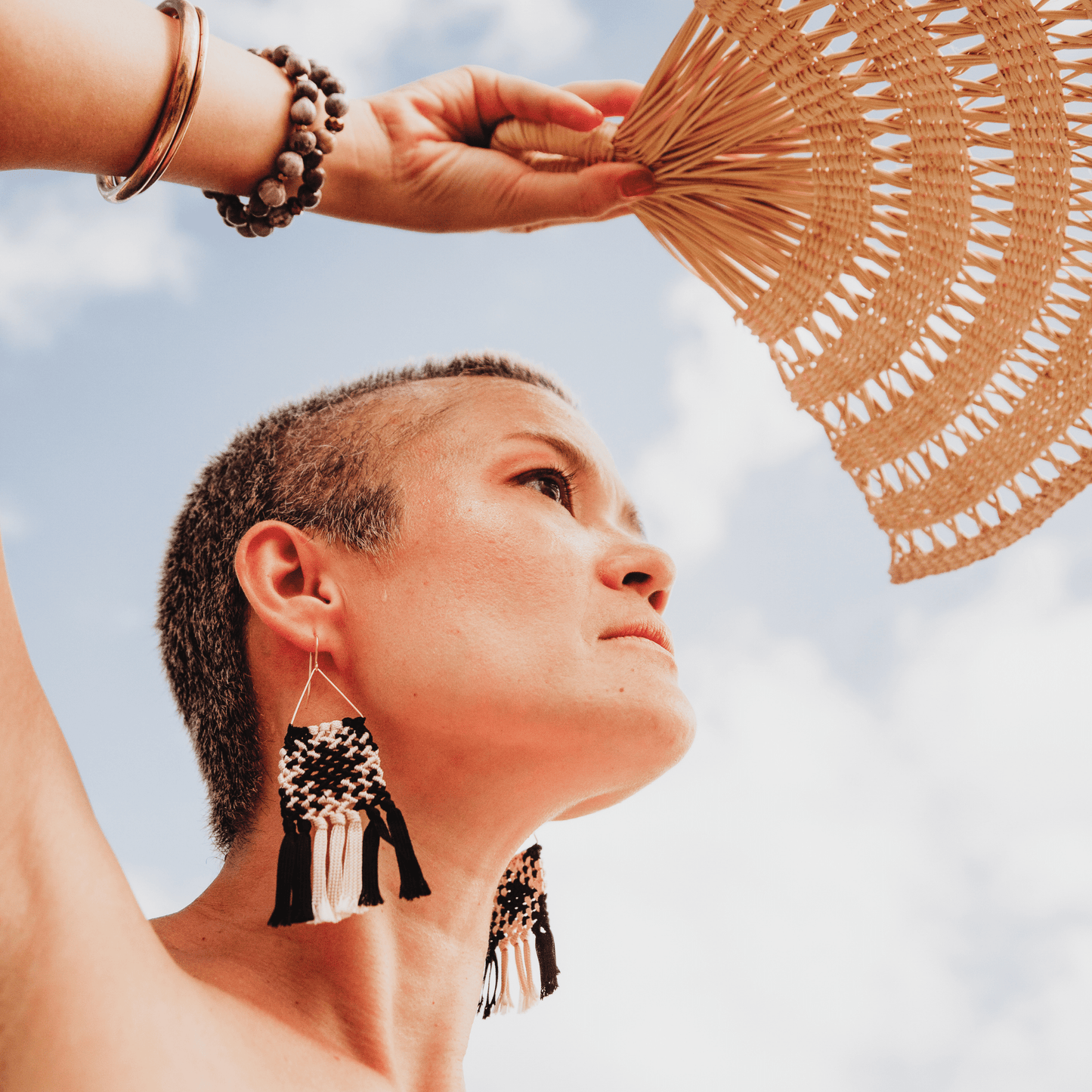 Macrame earrings with fringe. Gold plated hook earrings won’t cause any allergies nor rust with time. Beige and black handmade macrame earrings