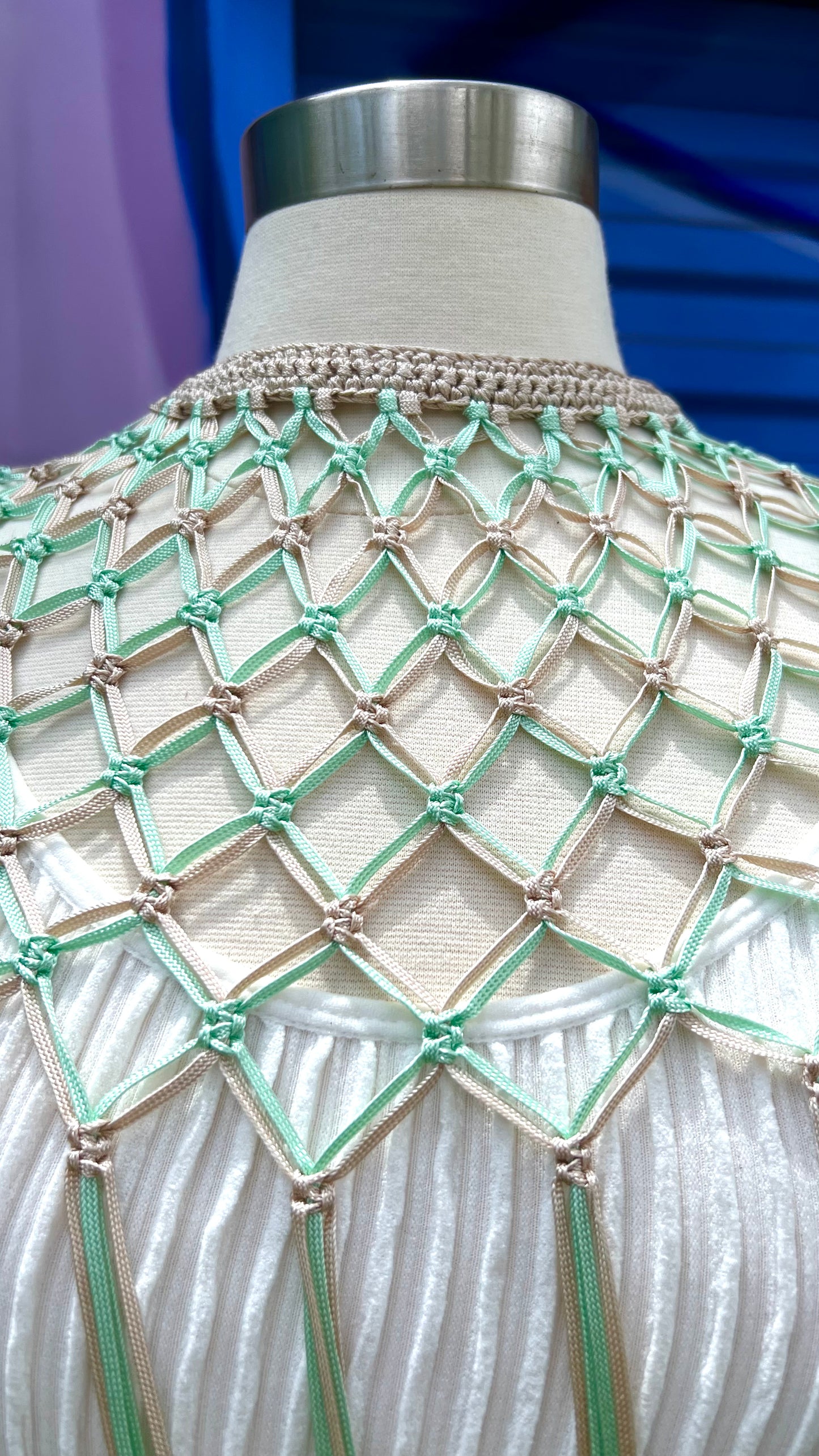 Macrame handmade shoulder necklace with button closure, Length: 32