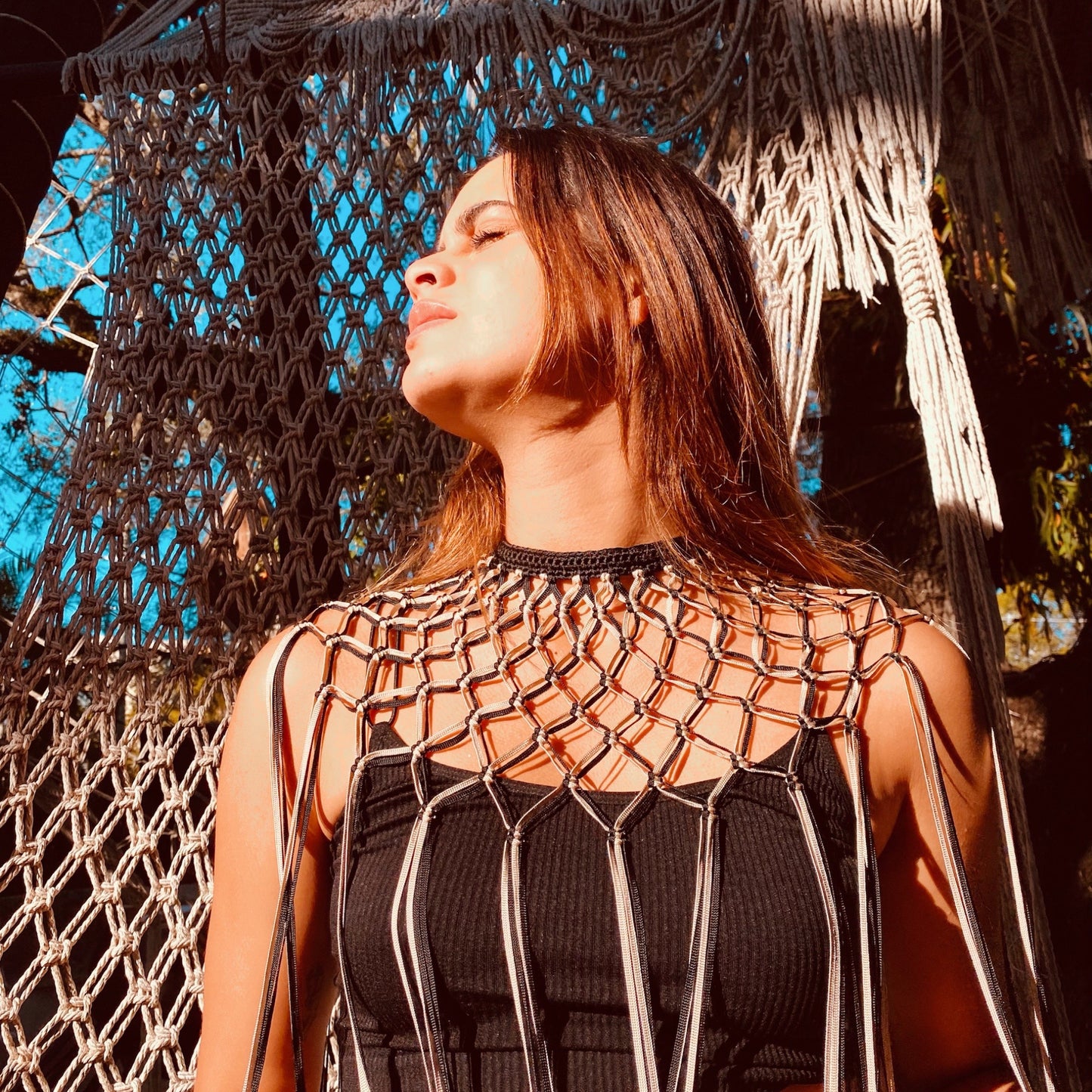 Macrame handmade shoulder necklace with button closure, Length: 32