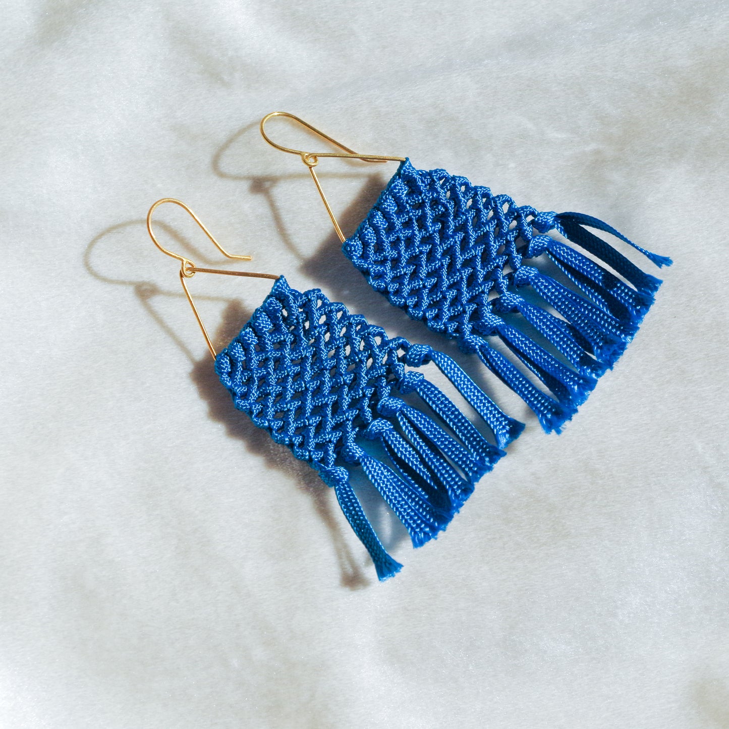 Macrame earrings with fringe. Gold plated hook earrings won’t cause any allergies nor rust with time. blue handmade macrame earrings