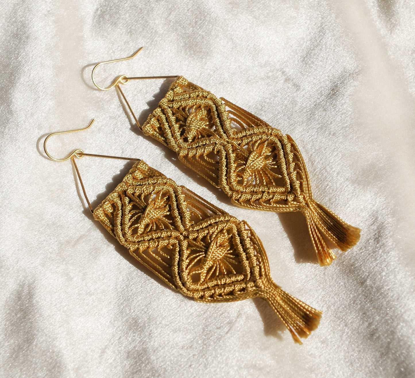 Macrame flower pattern earrings. Gold plated hook earrings won’t cause any allergies nor rust with time. Handmade colorful macrame long earrings