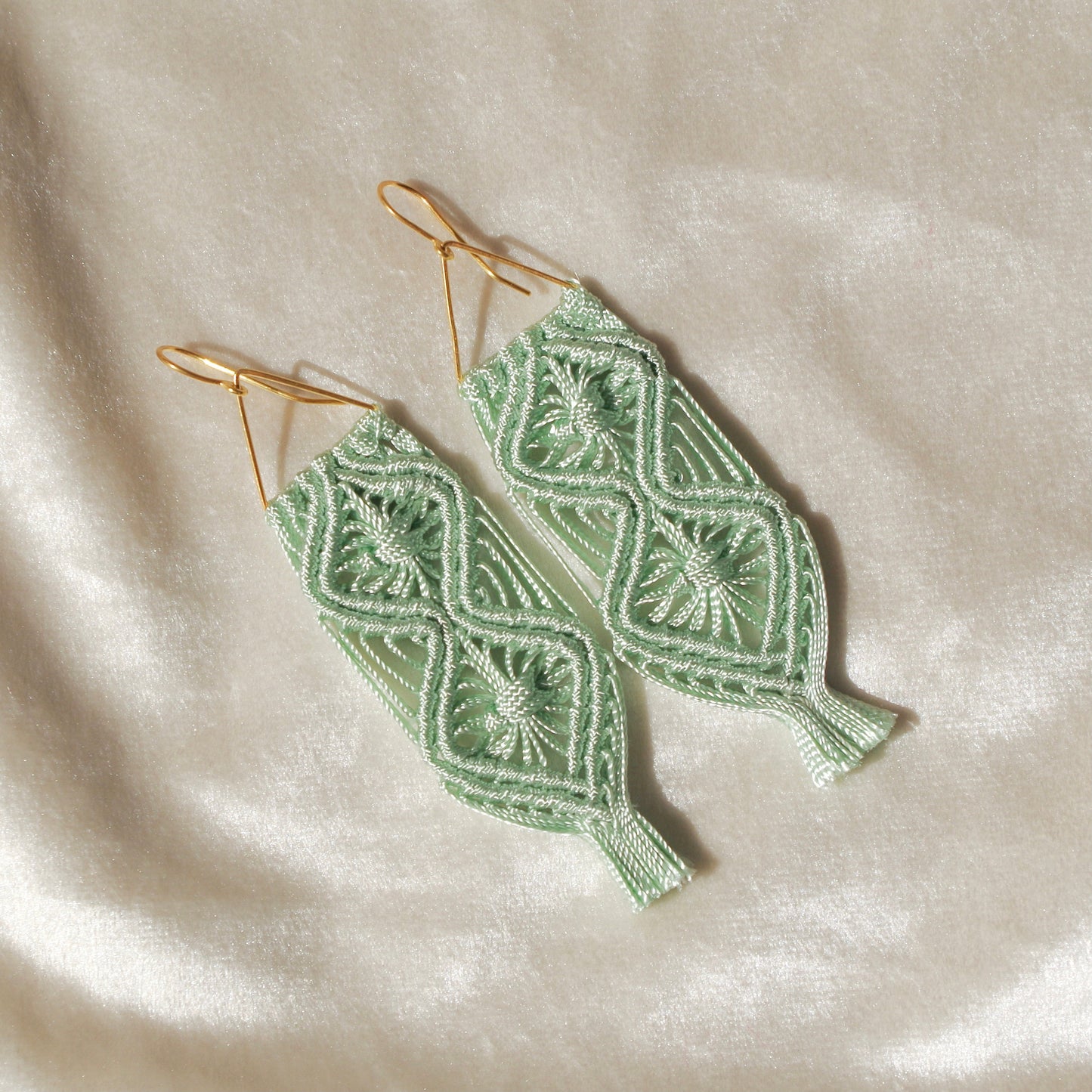 Macrame flower pattern earrings. Gold plated hook earrings won’t cause any allergies nor rust with time. Handmade mint green macrame long earrings