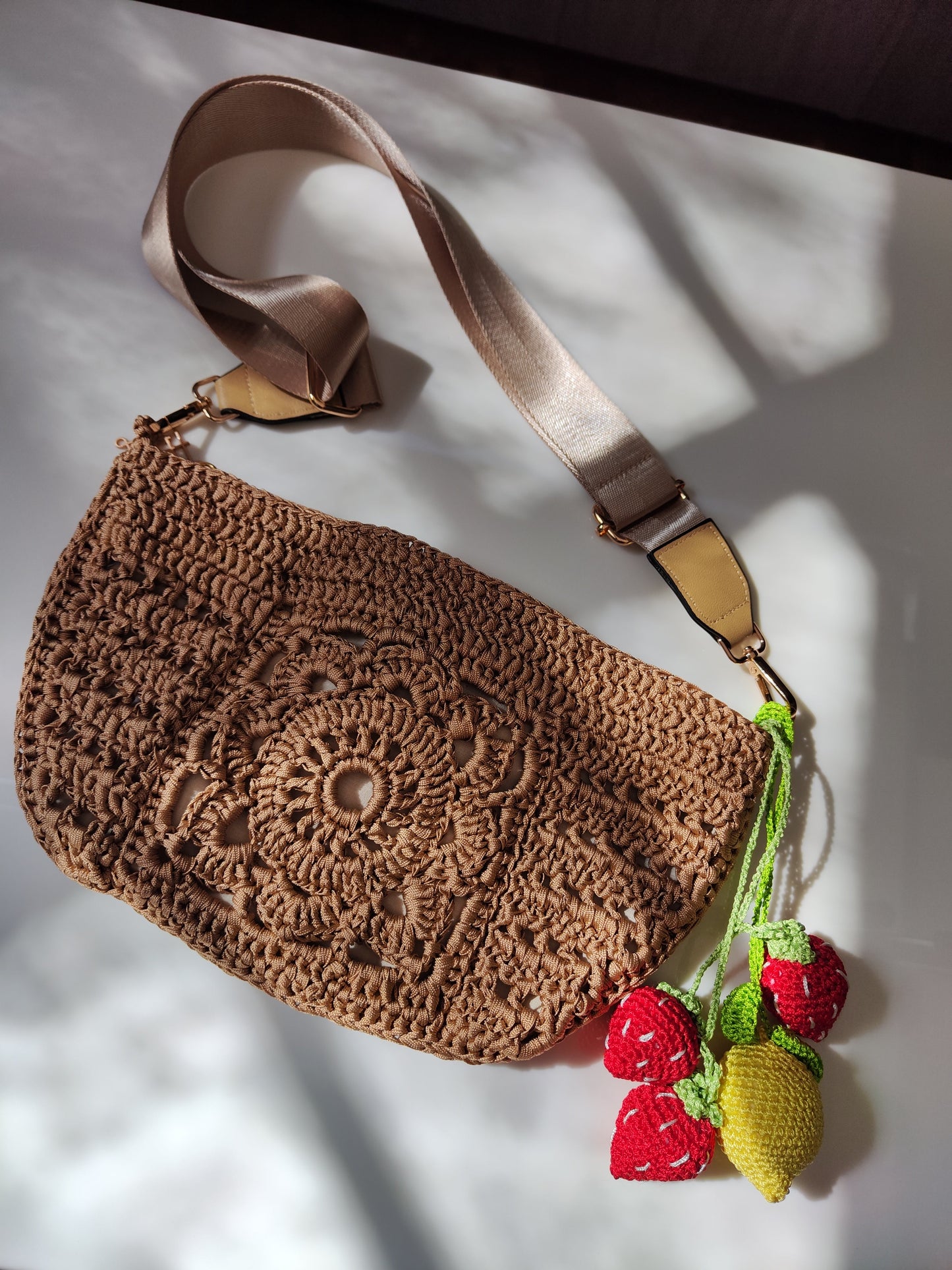 Three Shades of your favorite everyday bag: Beige, Gold & Caramel