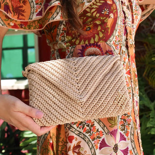 How Finding The Right Accessories Can Re Invent Your Closet - Munai