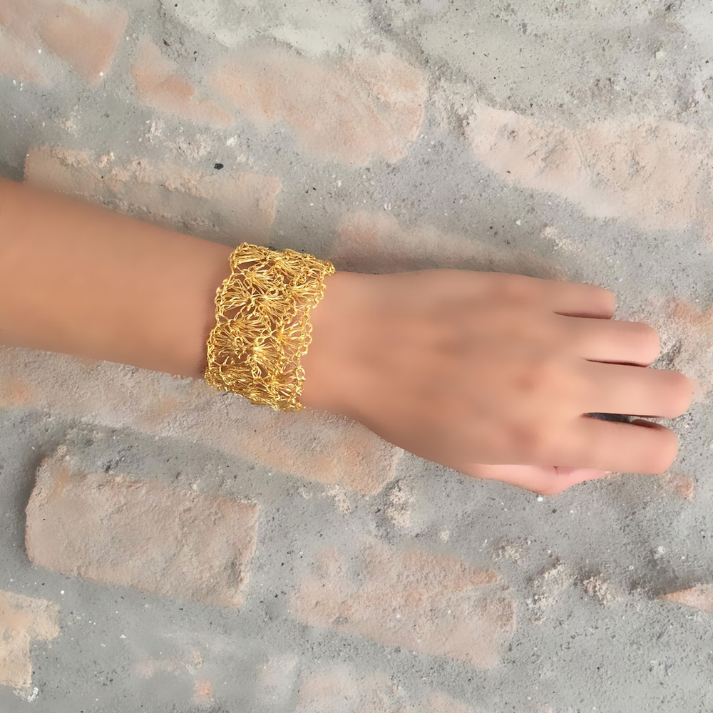 Gold Shell Crochet Bracelet