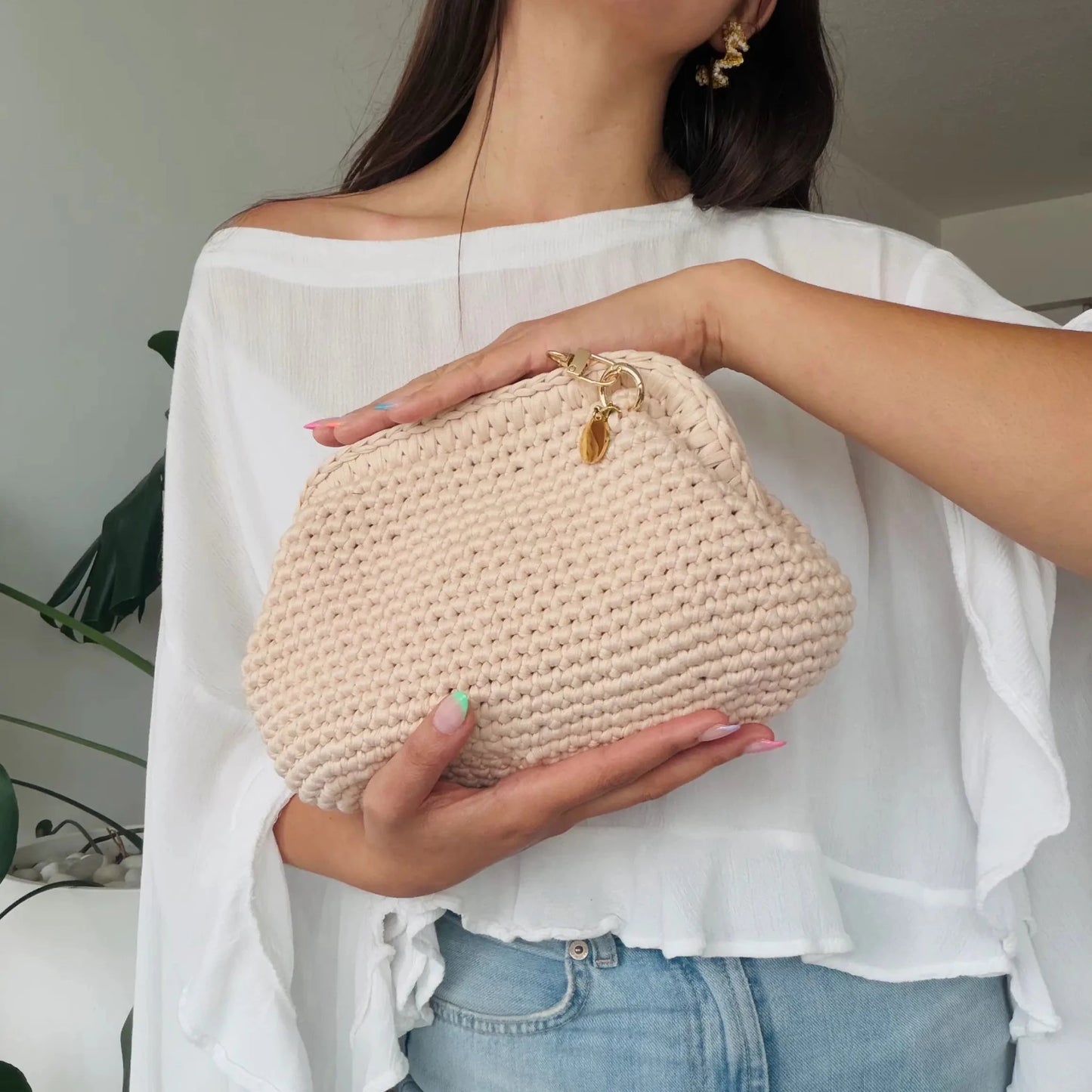 Crochet Crossbody Clutch - Handmade Versatile Pouch Bag - Munai