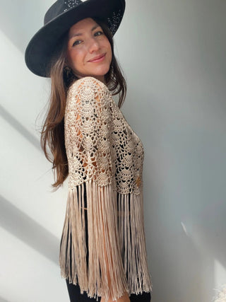 Meadow Fringed Crochet Poncho - Munai