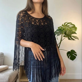 Meadow Fringed Crochet Poncho - Munai