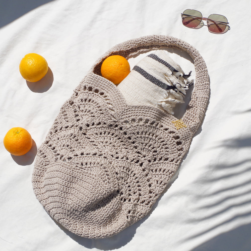 
            
                Load image into Gallery viewer, Crochet Beach Tote
            
        