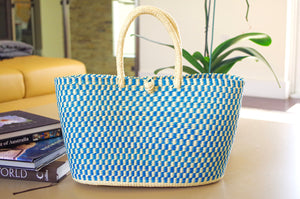 
            
                Load image into Gallery viewer, Checkered Basket Bag
            
        