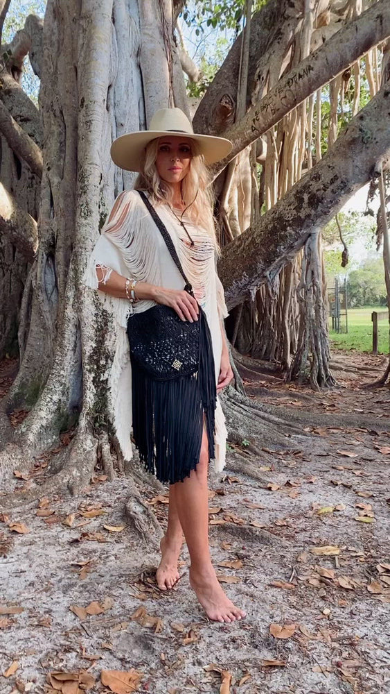 
                      
                        Load and play video in Gallery viewer, Wara Crossbody Bag
                      
                    